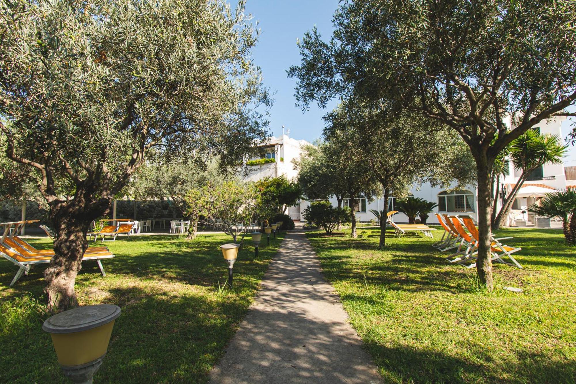 Hotel Park Victoria Форио Экстерьер фото