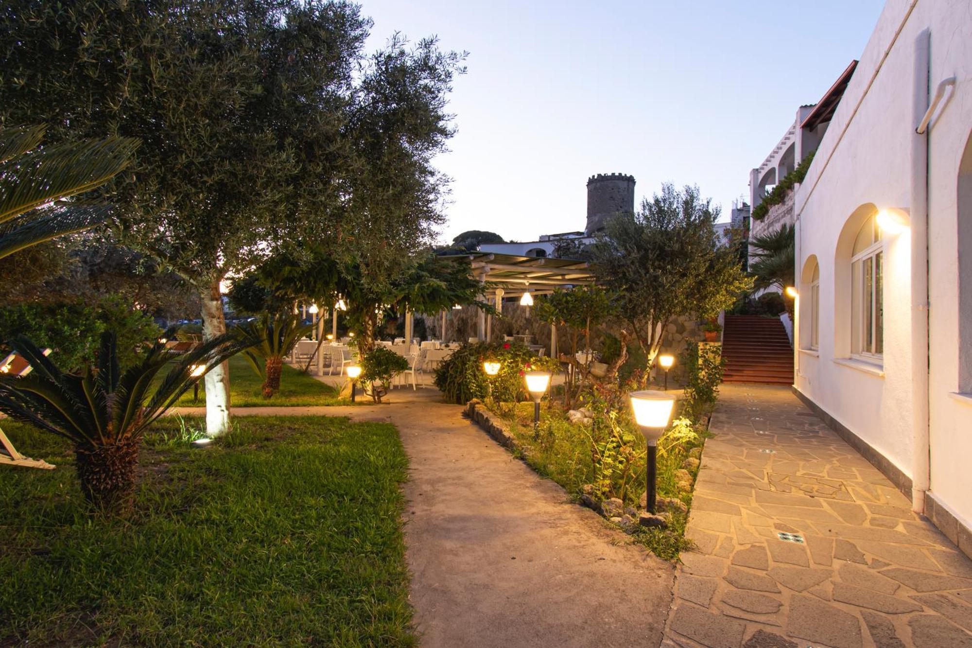 Hotel Park Victoria Форио Экстерьер фото
