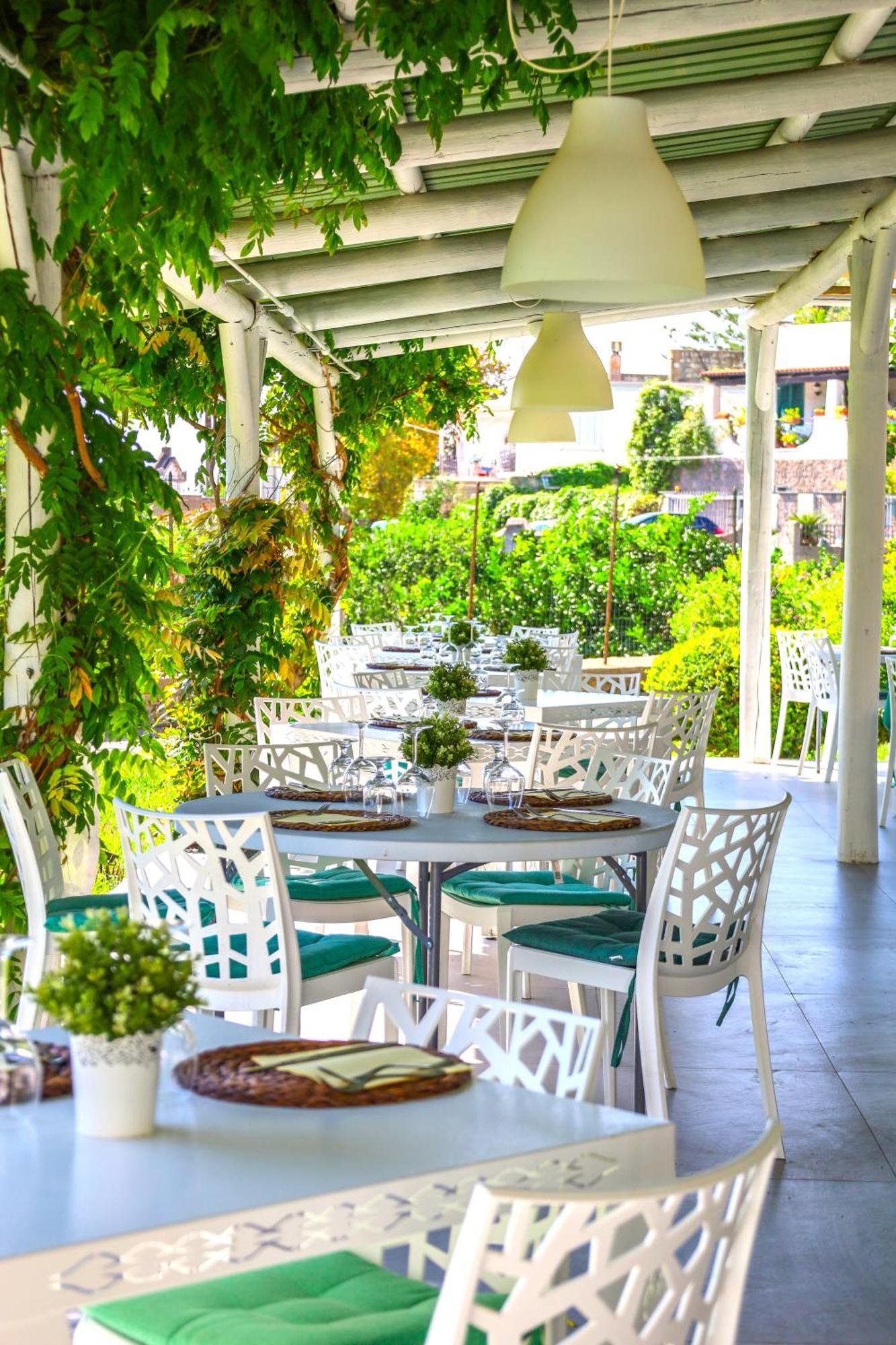 Hotel Park Victoria Форио Экстерьер фото